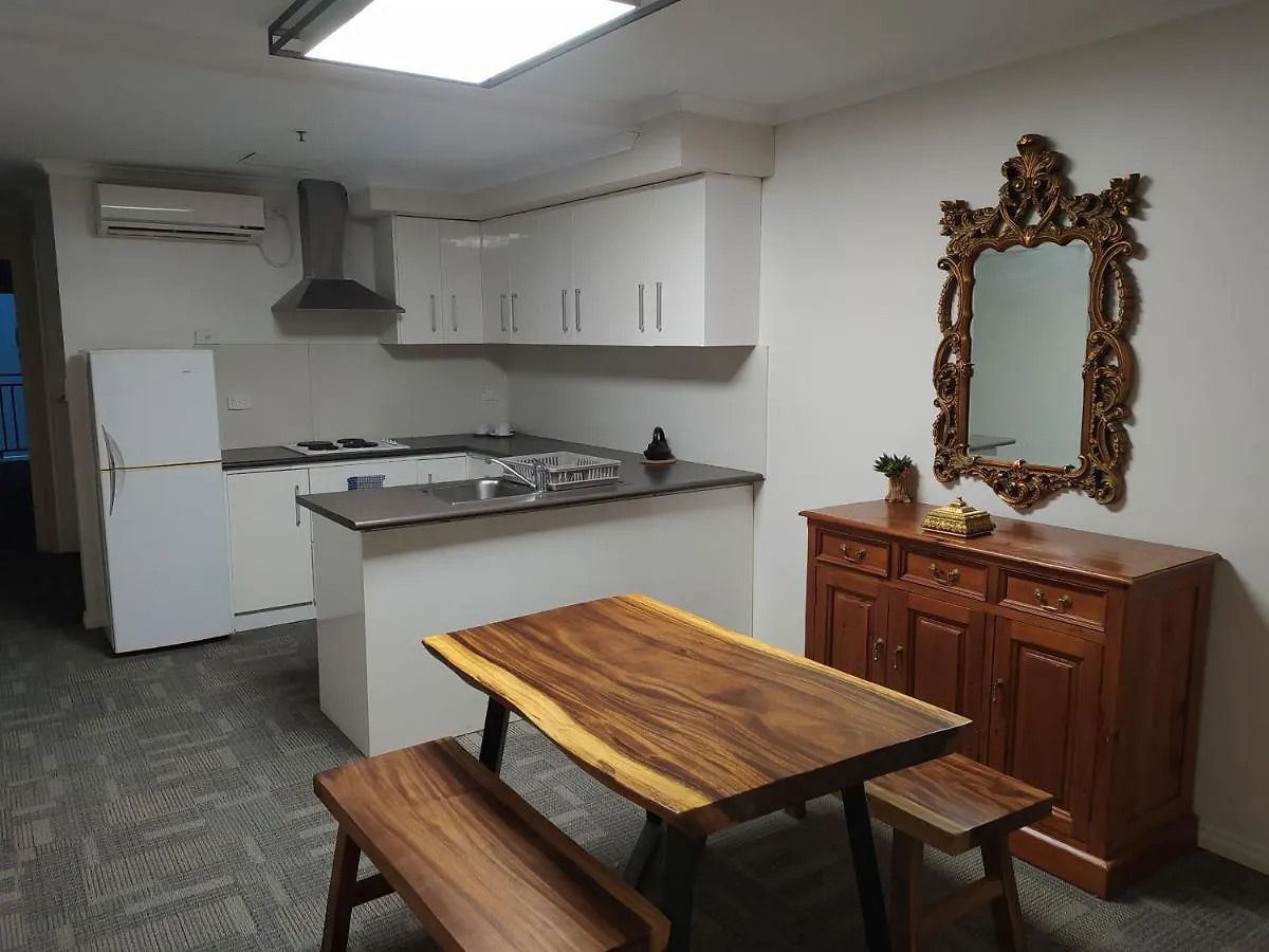 Regency Apartments Adelaide Aparthotel