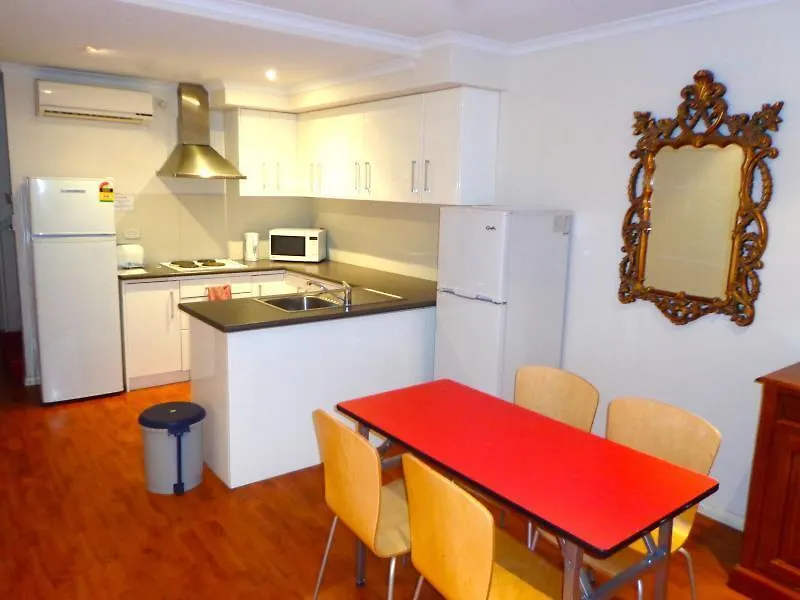 Regency Apartments Adelaide Aparthotel