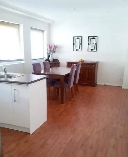 Regency Apartments Adelaide 2*,  Australien
